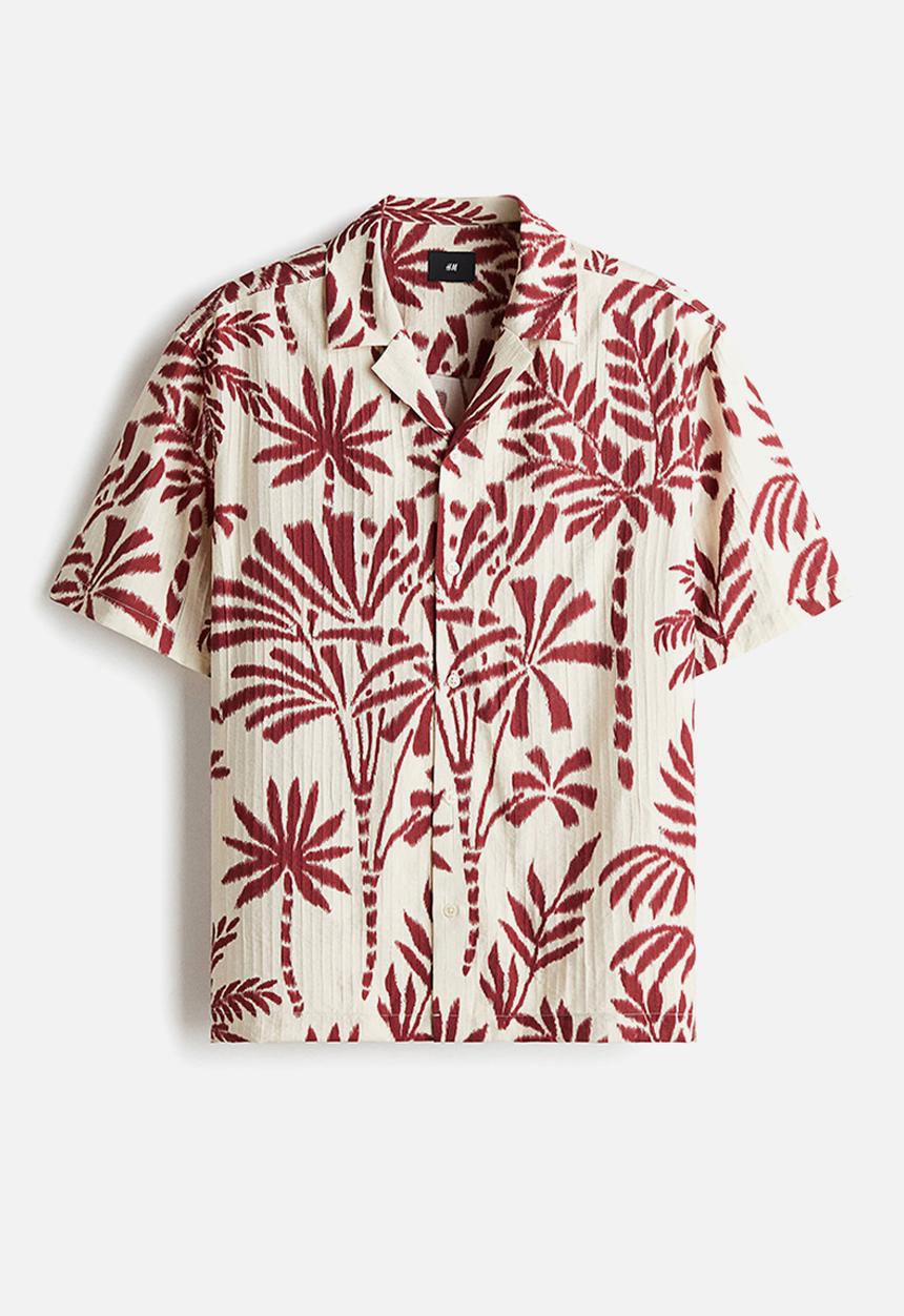H&M - Regular fit textured resort shirt - white/red floral