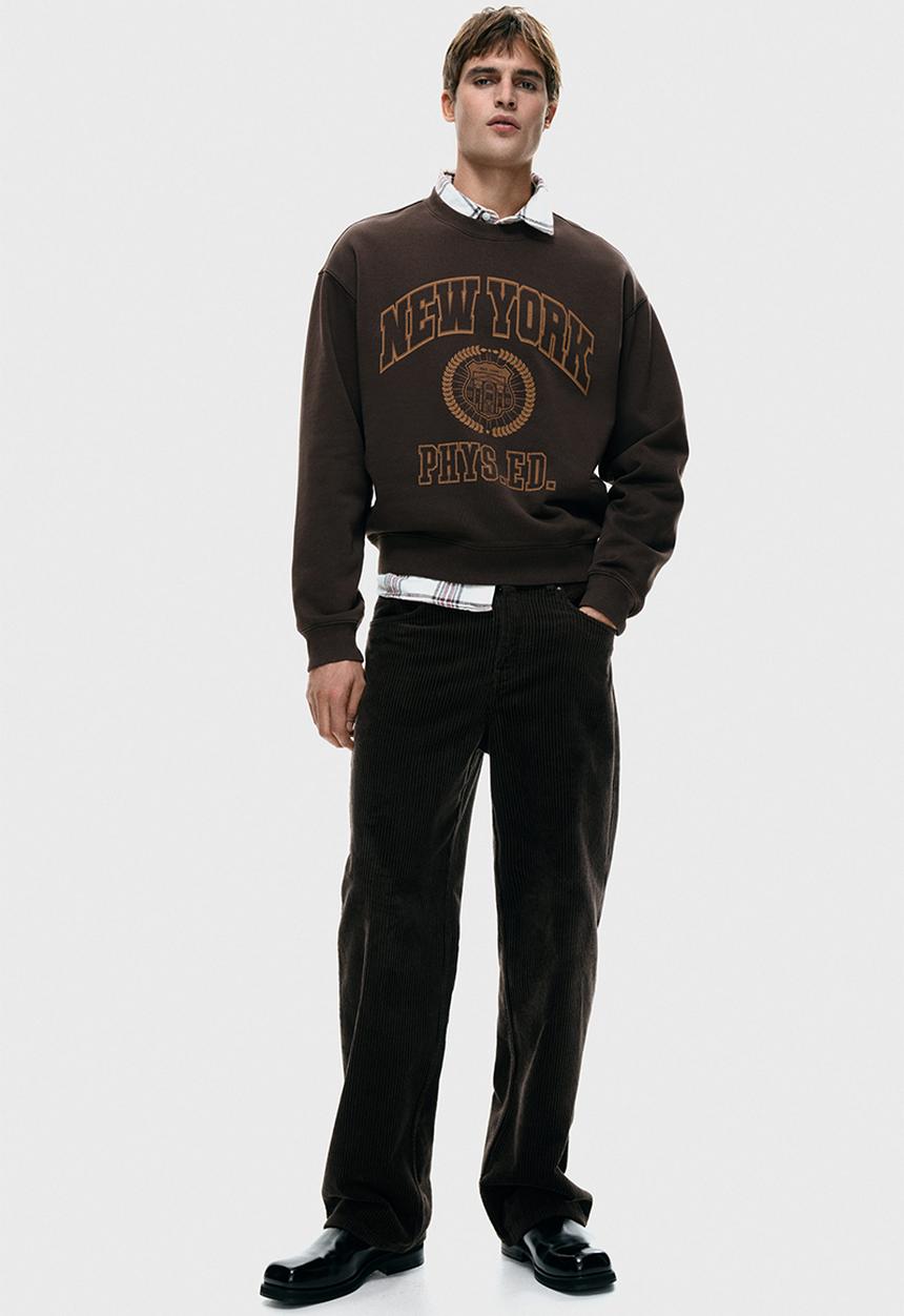 Loose fit sweatshirt - dark brown/new york - 1306587001