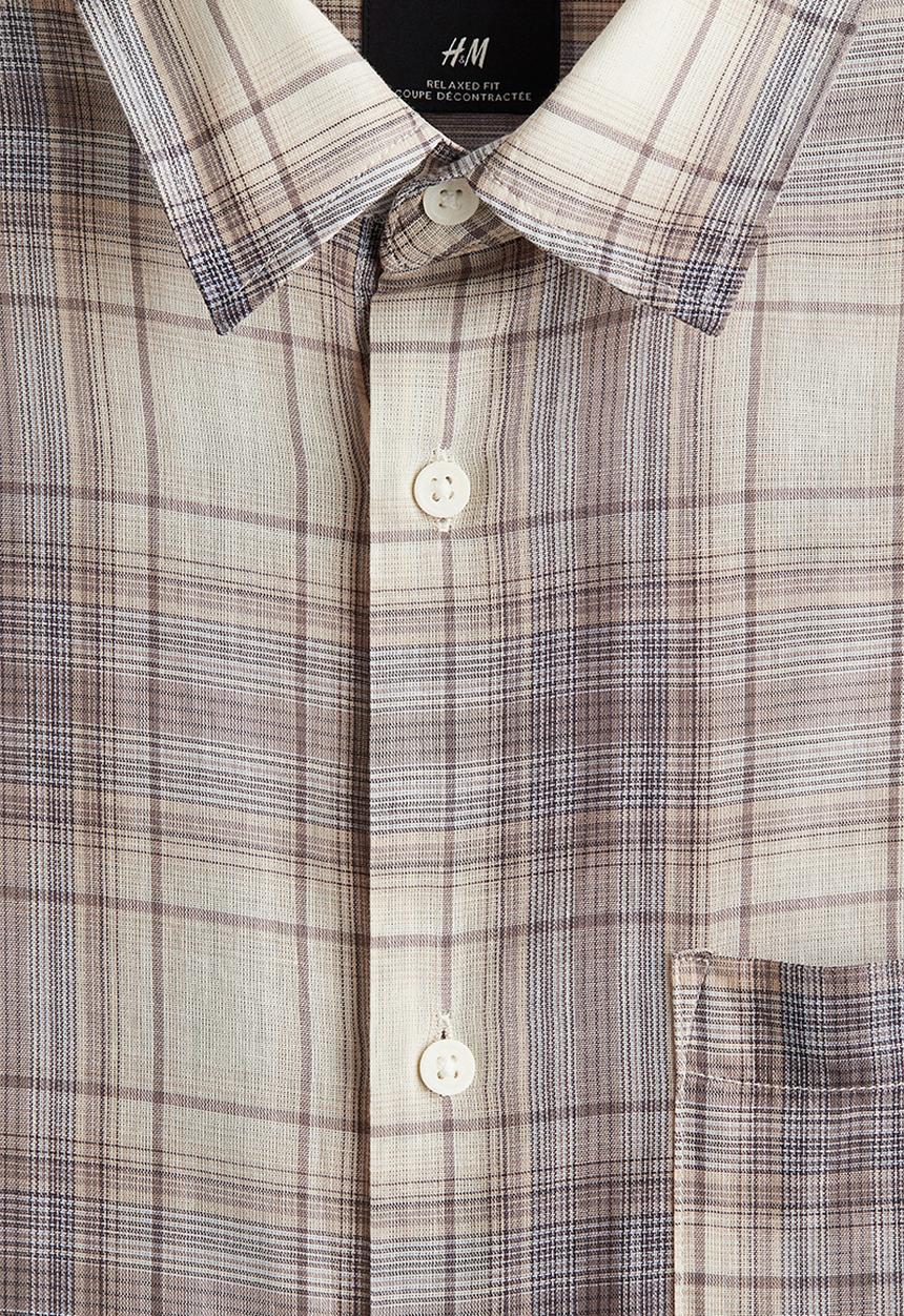 H&M - Relaxed fit short-sleeved shirt - beige/checked