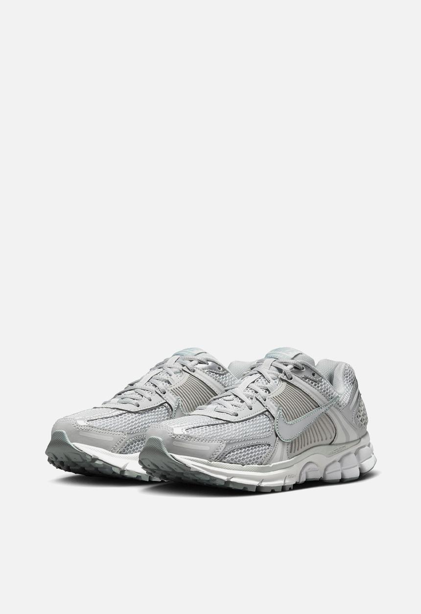 Nike - Nike Zoom Vomero 5