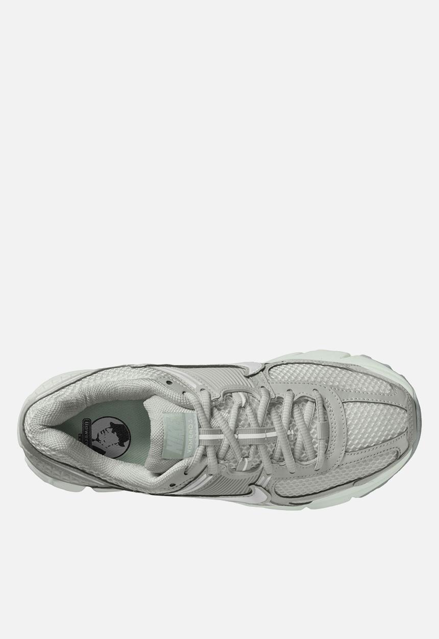 Nike - Nike Zoom Vomero 5