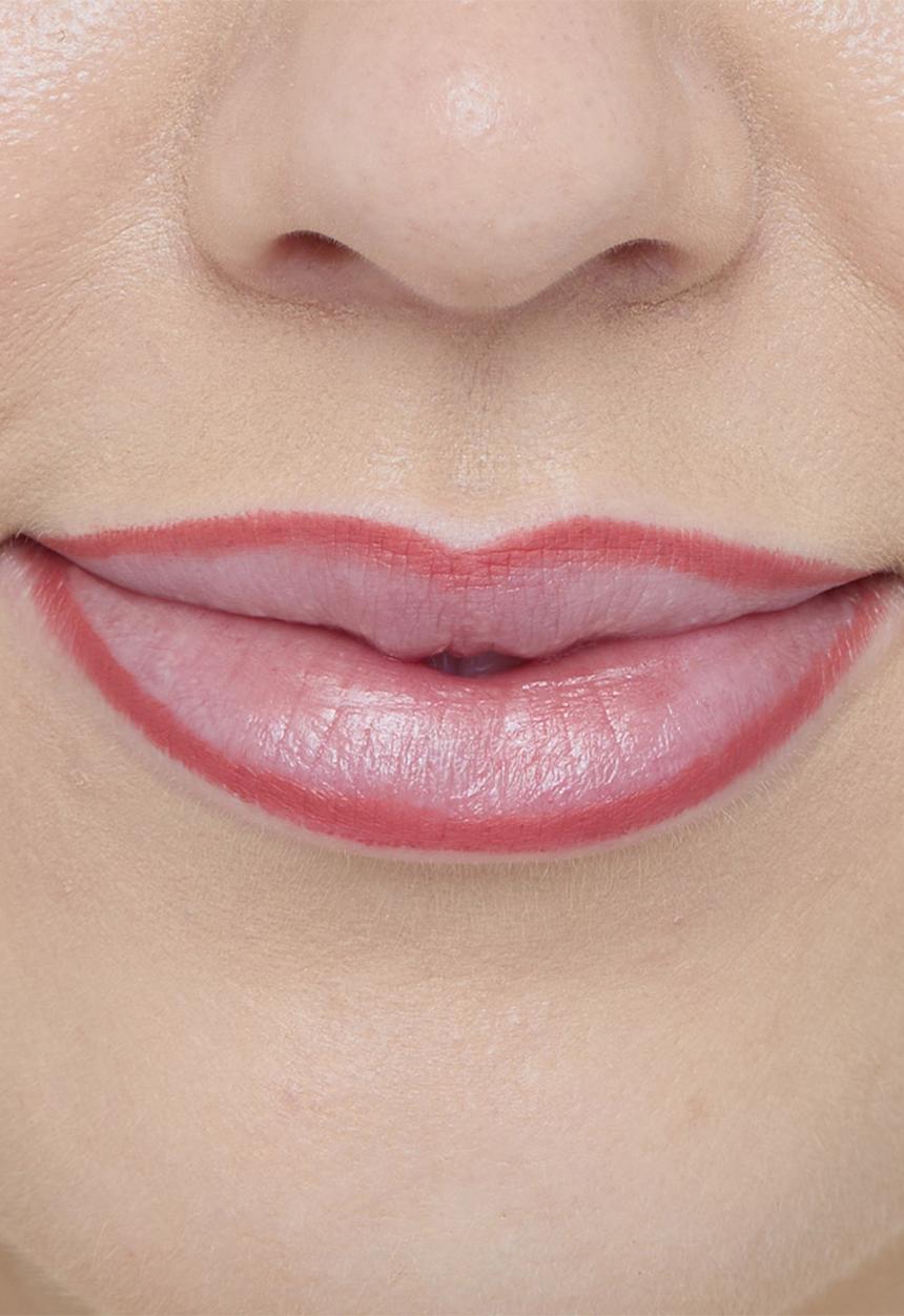 Revolution - Pout Bomb Plumping Lip Liner - Melba Warm Peach