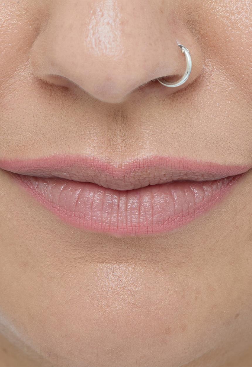 Revolution - Pout Bomb Plumping Lip Liner - Chauffeur Nude