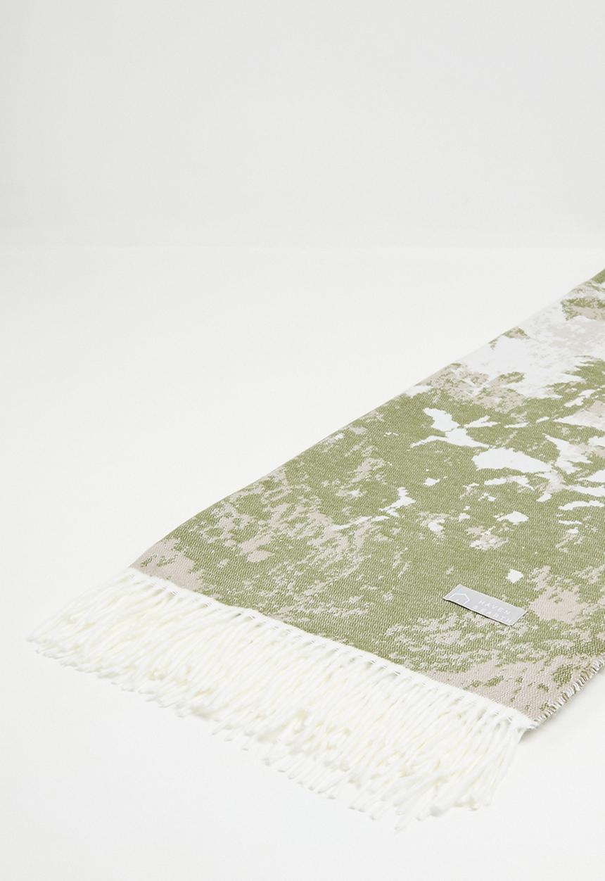 Haven & Earth  - Bella vita Floral Throw - Hunter/Cobblestone