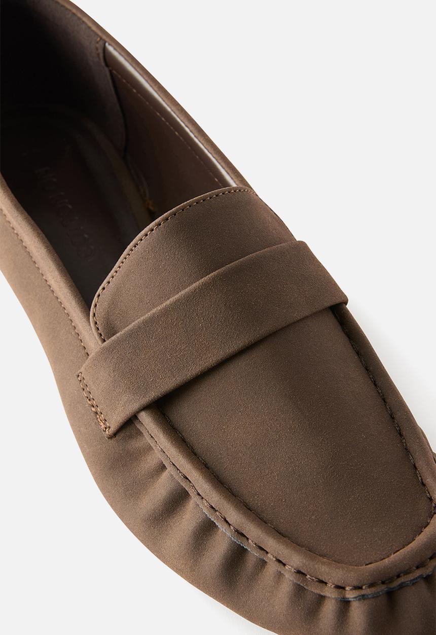 Cotton On - Taylor Ruched Loafer - choc nubuck.