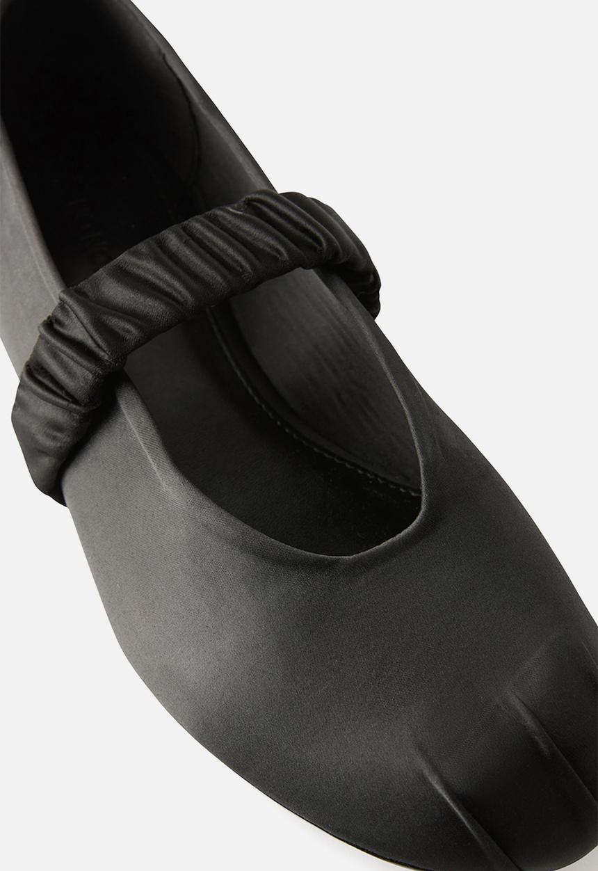 Cotton On - Brooklyn Mary Jane Ballet - black.