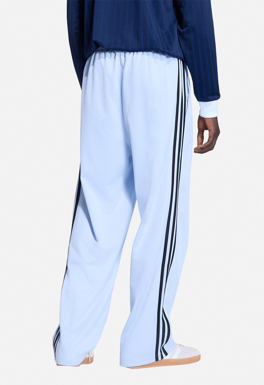 adidas Originals - Oversized Baggy Trackpant  - Crystal Sky Blue