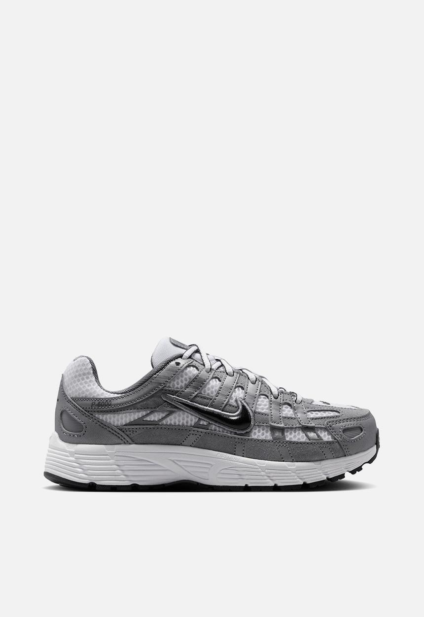 Nike - NIKE P-6000 Grade School