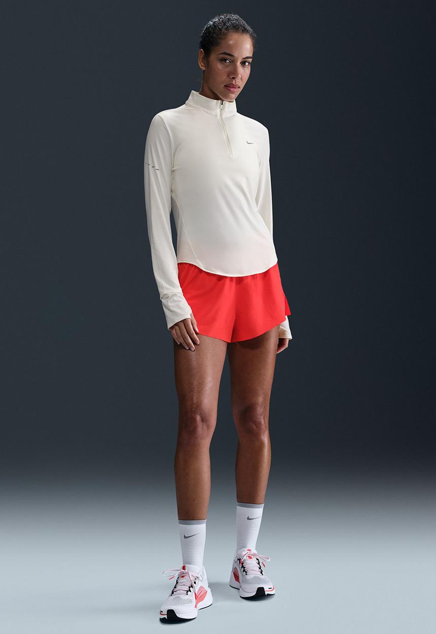 Nike - W Nk Swift Df Uv Hz Top - Sail/Reflective Silv