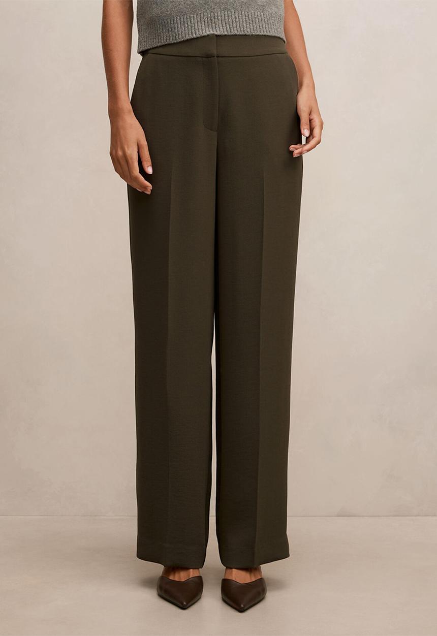 Forever New - Dani straight leg pants in olive