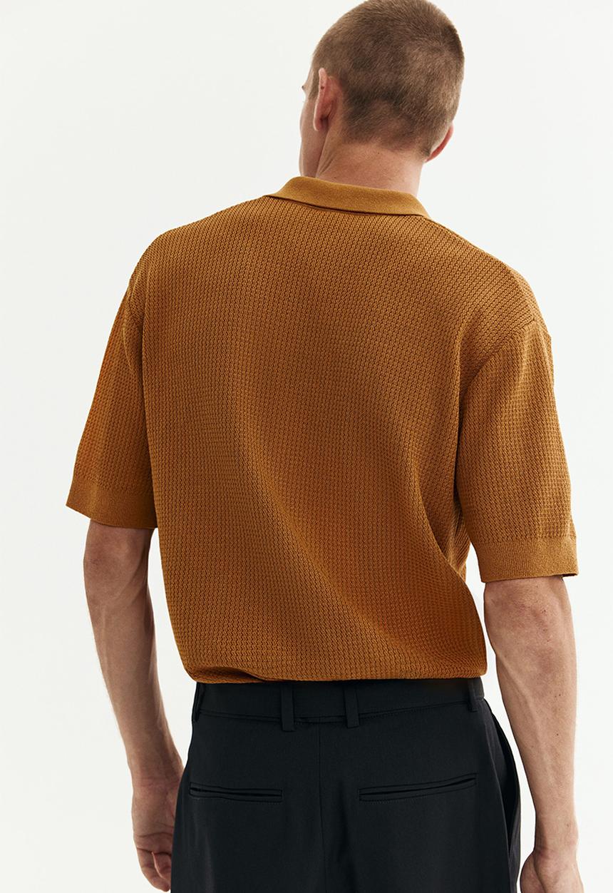 H&M - Regular fit knitted polo shirt - dark beige
