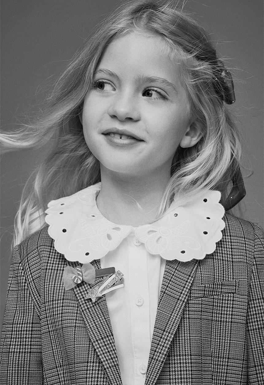 H&M - Embroidered peter pan-collared blouse - white
