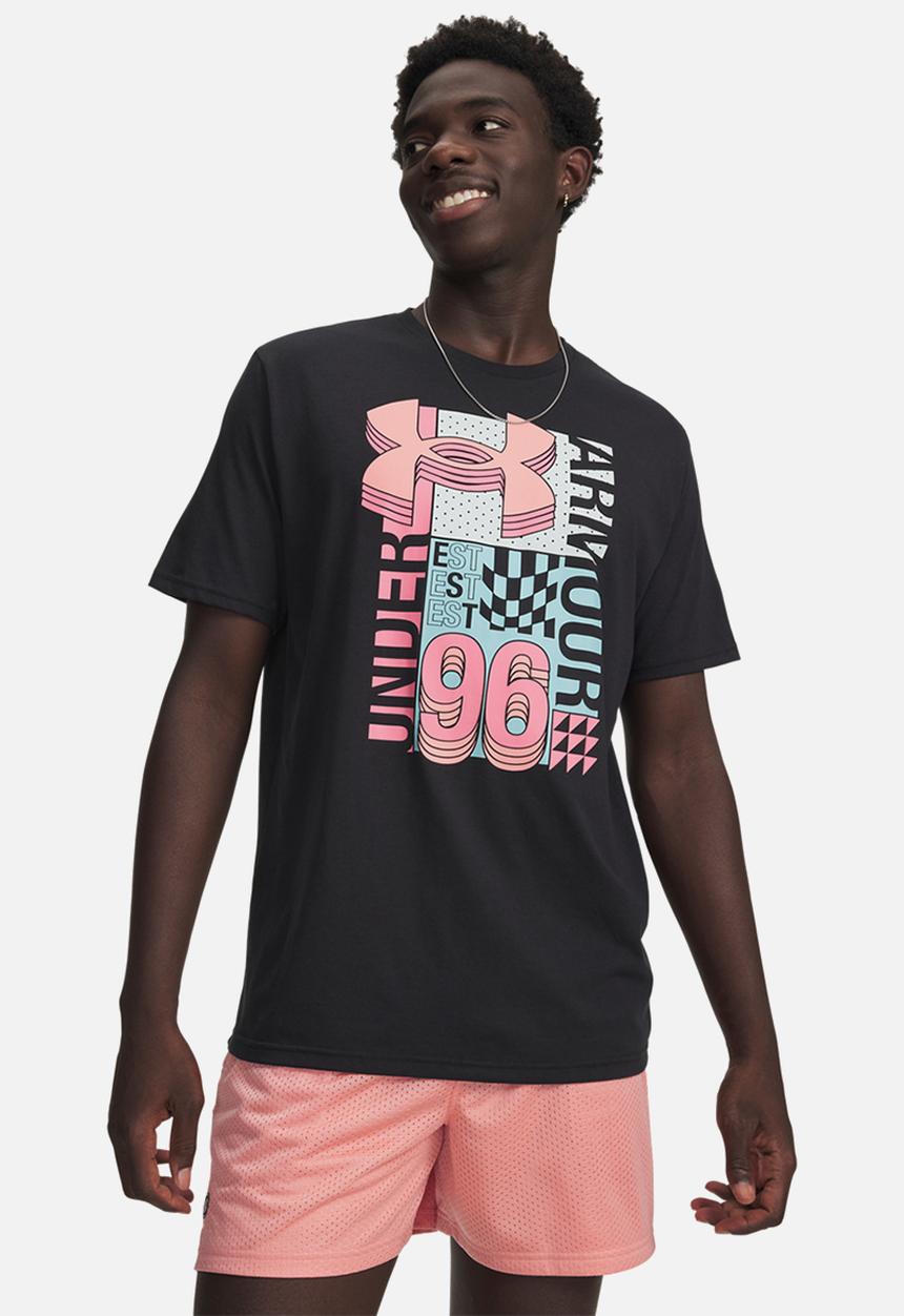 Under Armour - UA  LOGO COLLAGE SS Tee - Black /Posh Pink