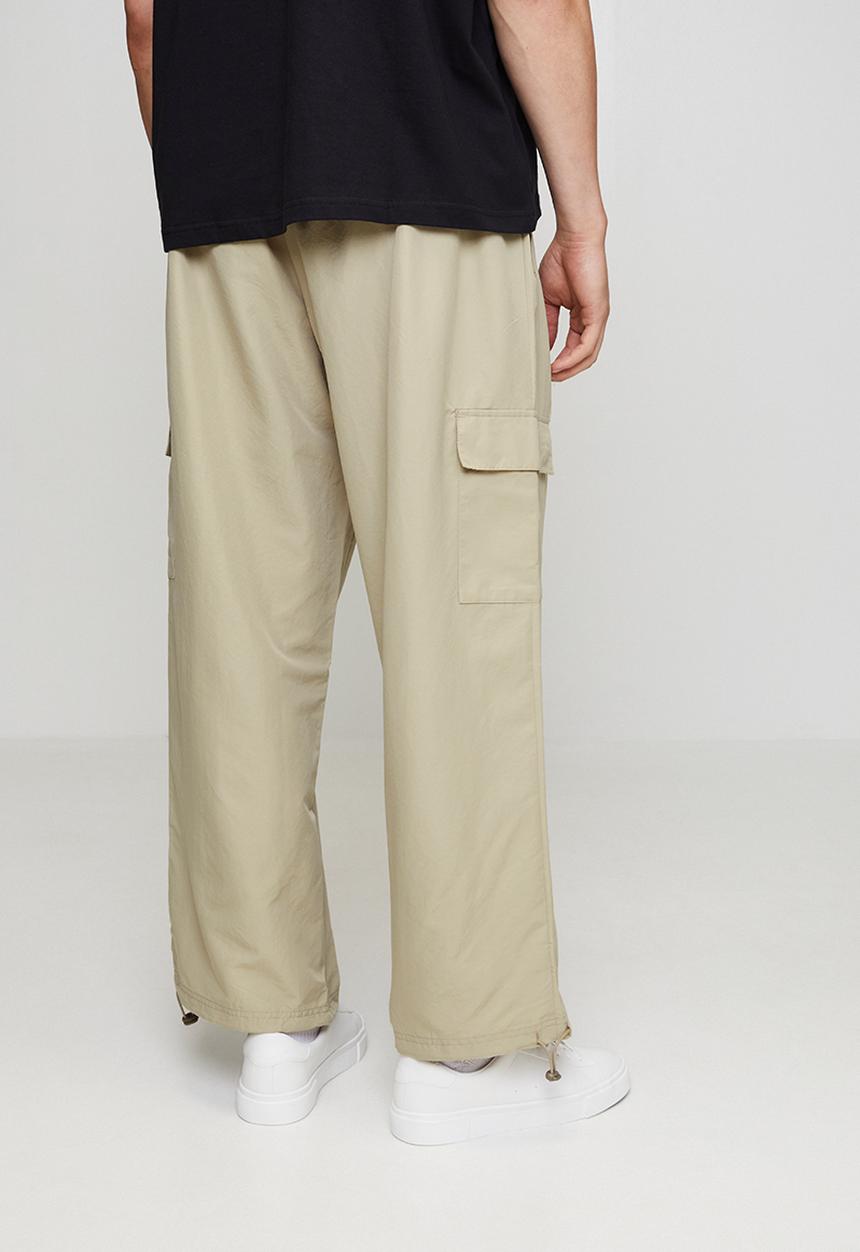 adidas Originals - Woven Relaxed Cargo Pant - WONDER CARGO