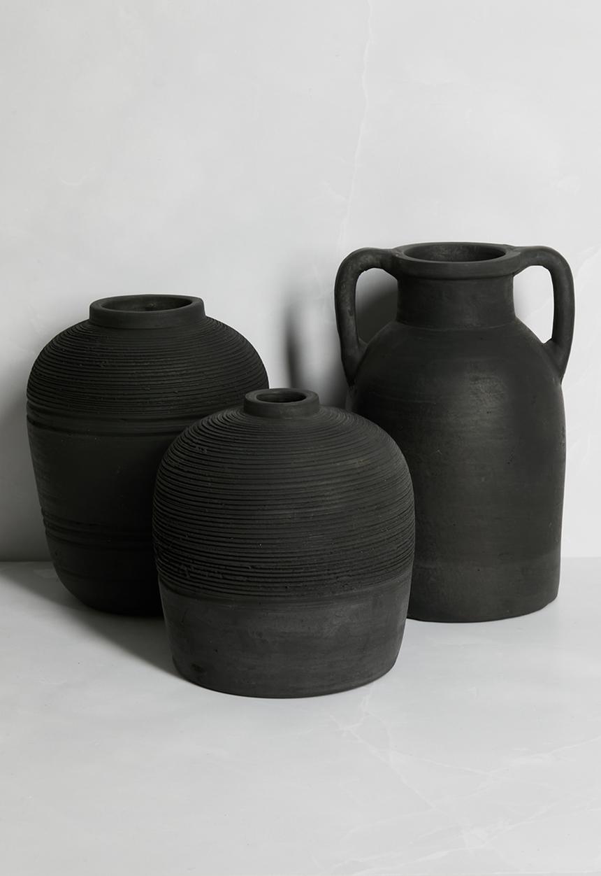 Sixth Floor - Mode Terracotta Vase - Black