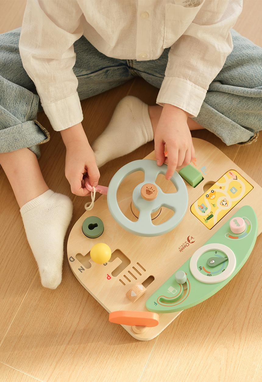 Greenbean Learning - Classic World - Steering Wheel Wooden Busy Board - 5pcs