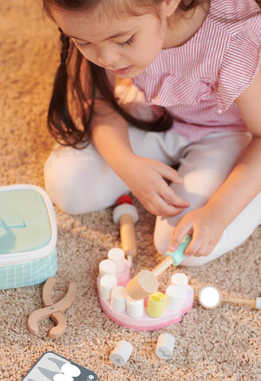 Greenbean Learning - Classic World - Pretend & Play - Little Dentist Set