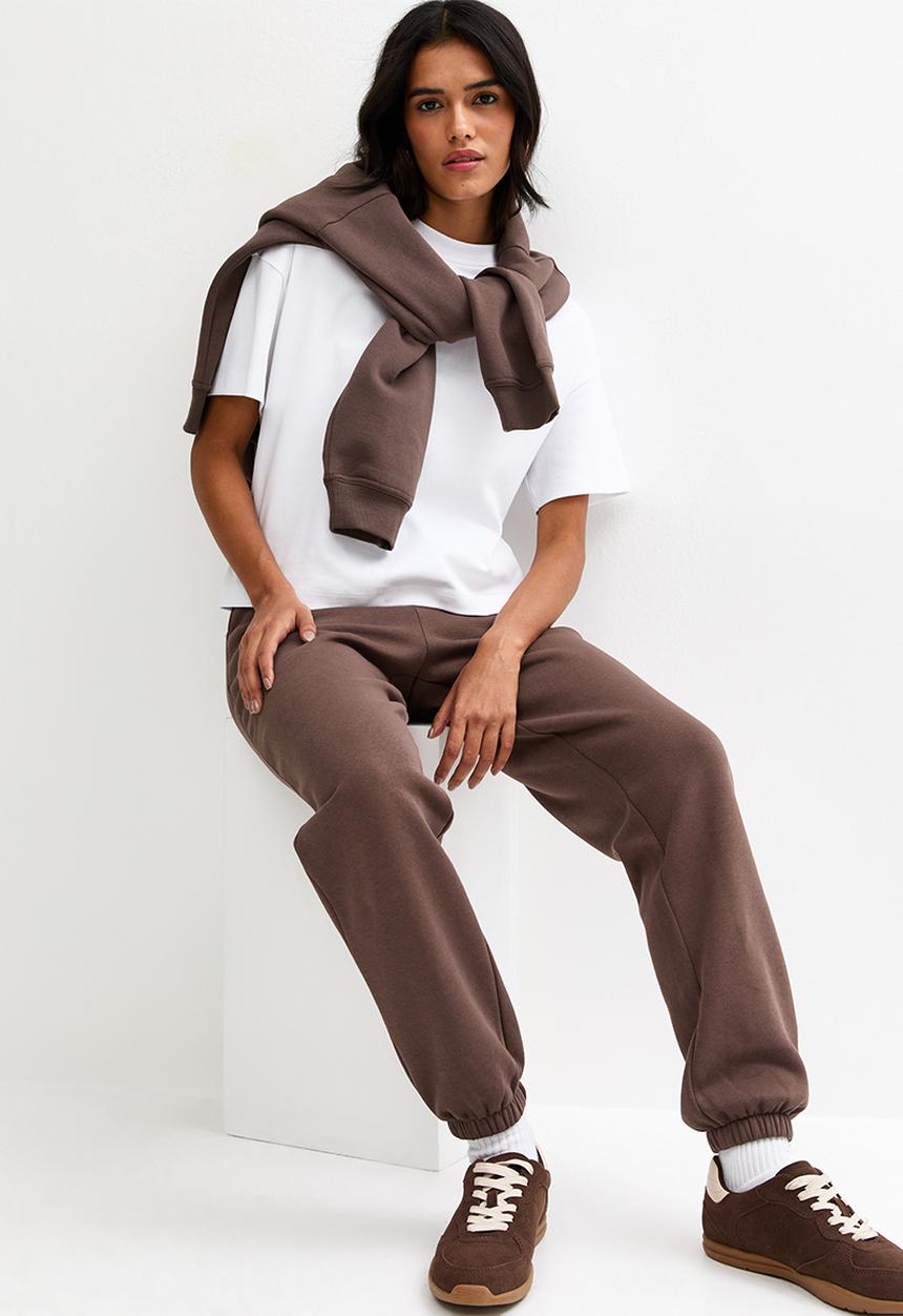 New Look - Vde cuffed jogger - dark brown