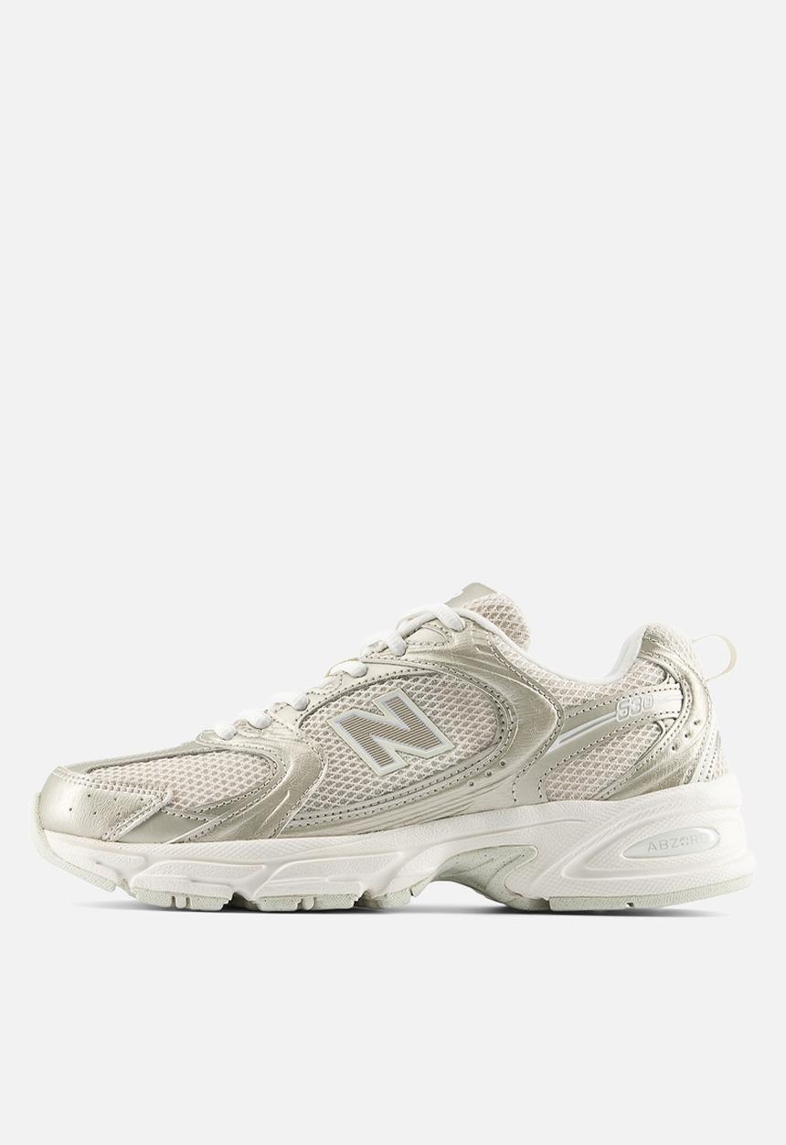 New Balance  - 530