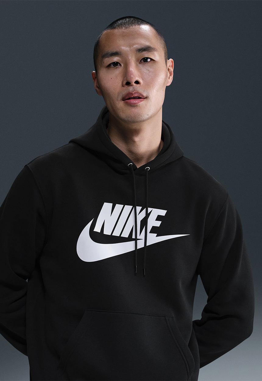 Nike - NSW  Club Futura Logo Fleece Hoodie   - Black
