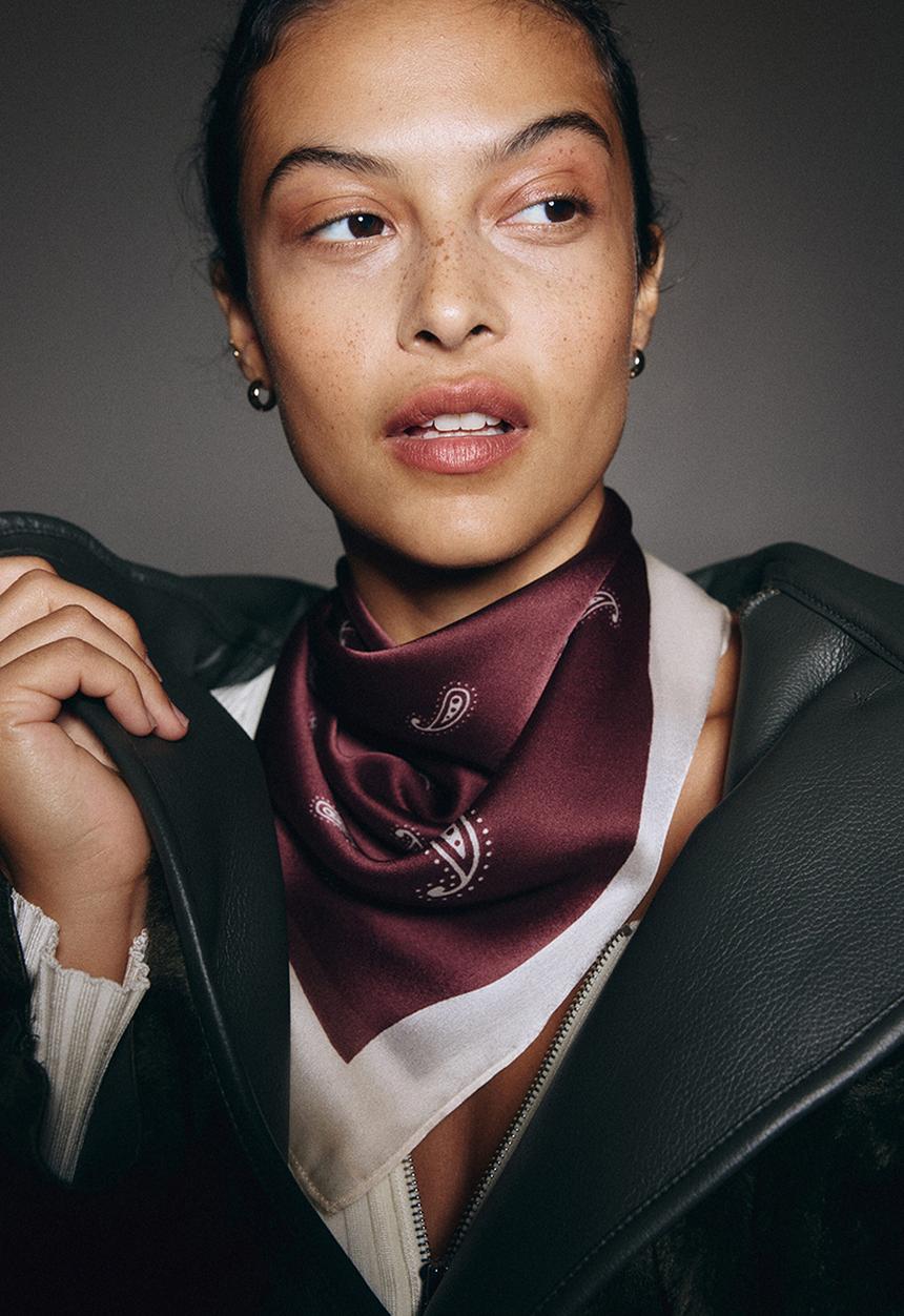H&M - Patterned scarf - burgundy/paisley pattern