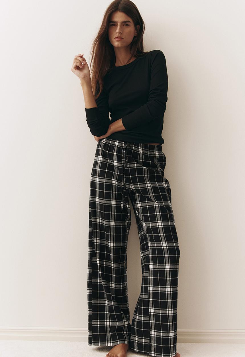 H&M - Flannel pyjama bottoms - black/checked