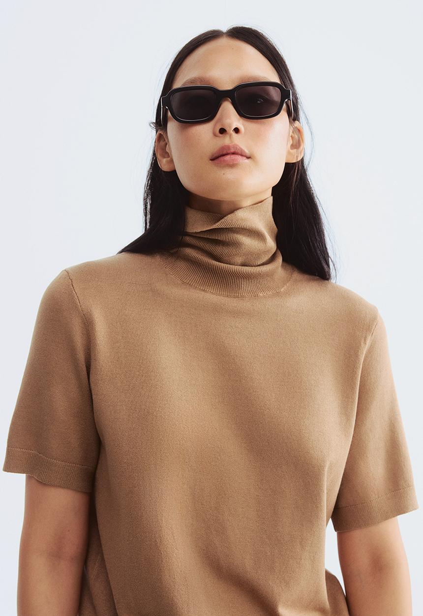 H&M - Fine-knit polo-neck top - beige