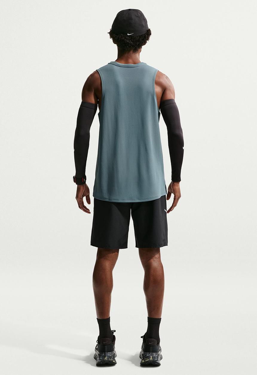 Nike - Dri-FIT 9" Unlined Running Shorts - Black