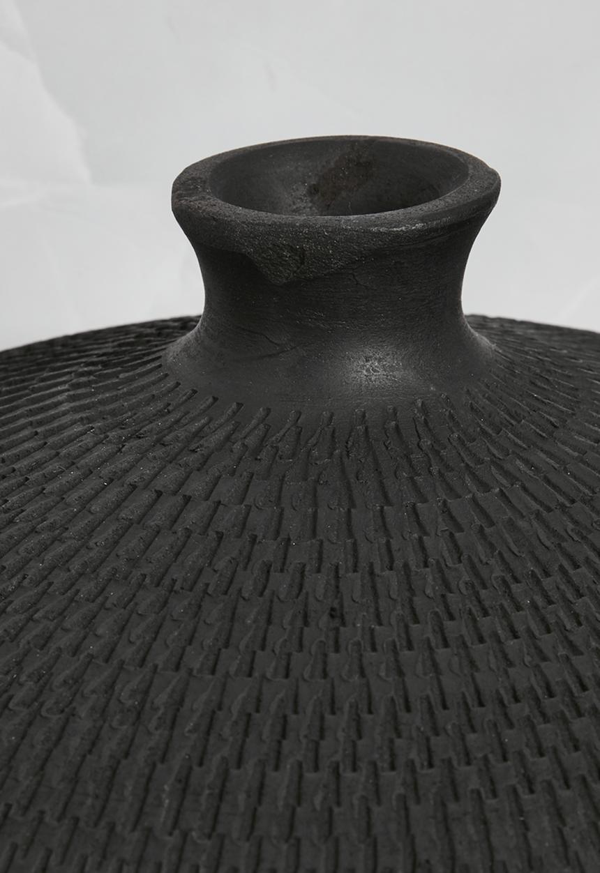 Sixth Floor - Palma Terracotta Vase - Black