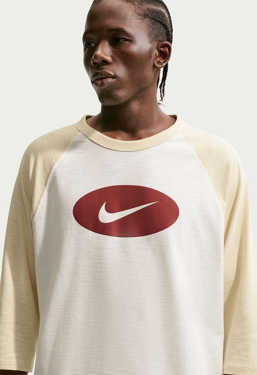 Nike - NSW Club  3/4-Sleeve Raglan Top - White/Khaki