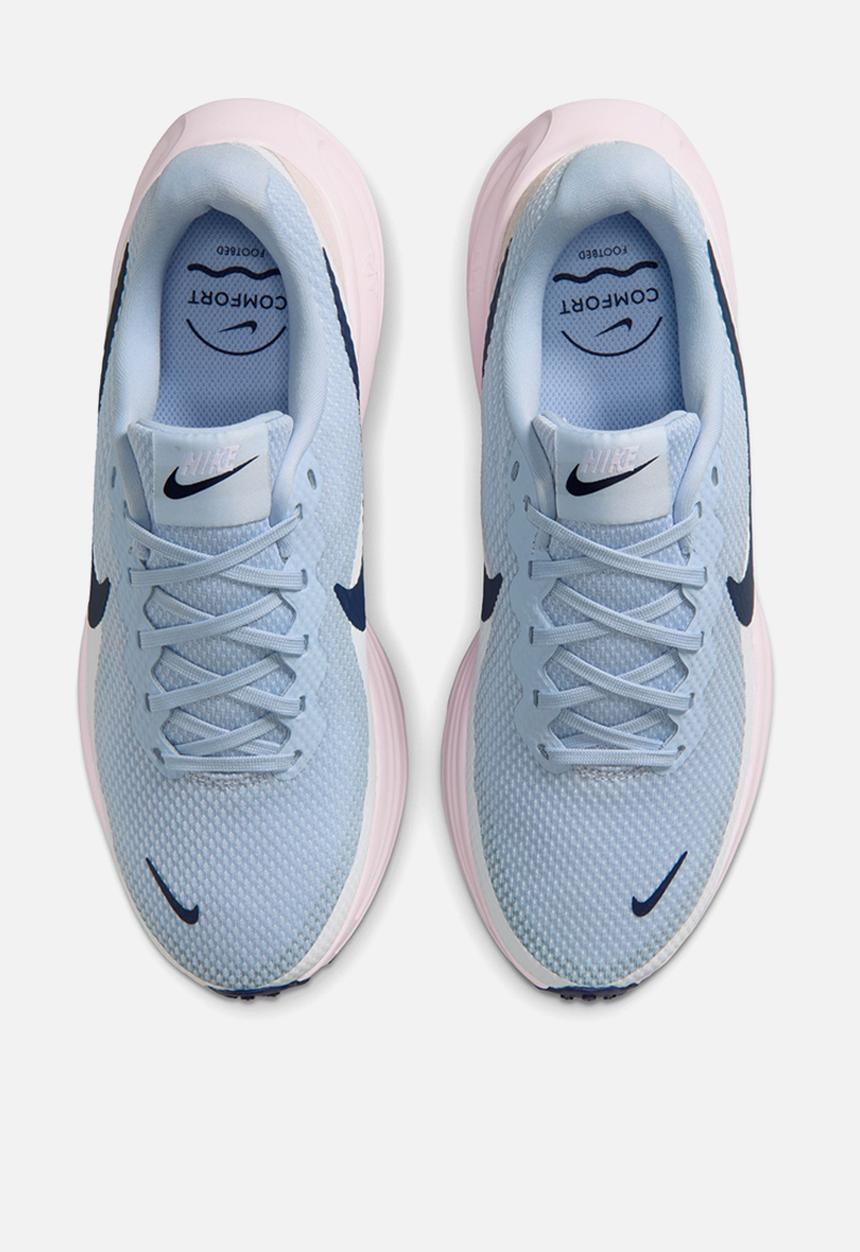 Nike - Nike Revolution 8