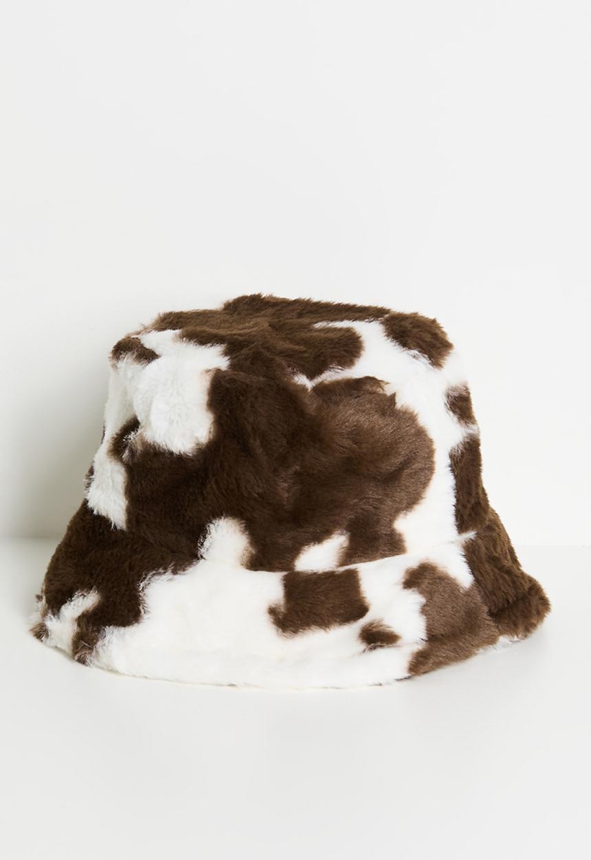 Tessa Design - Clover Cow Print Fluffy Bucket Hat - Brown