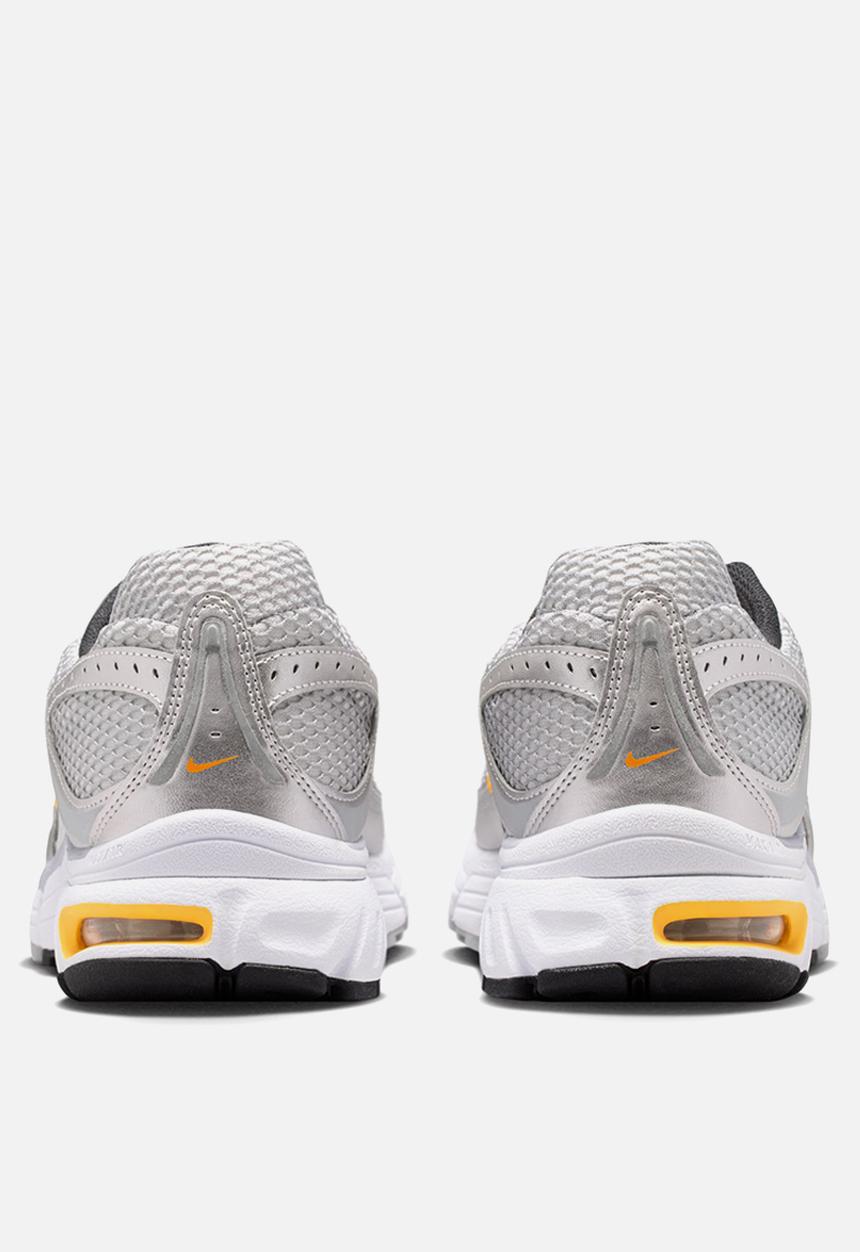 Nike - NIKE AIR MAX MOTO 2K