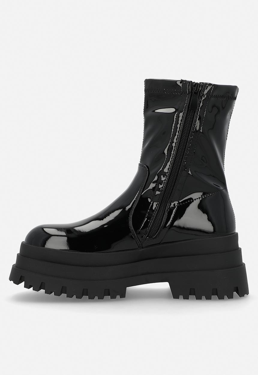 SISSY BOY - Patent anette platform boot - black
