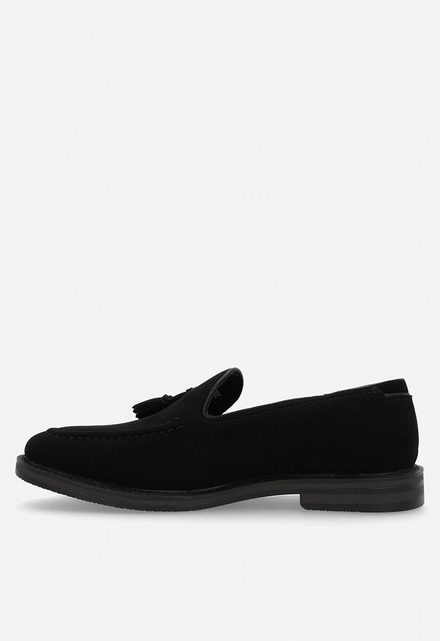 PC - Tassel slip on - black suede