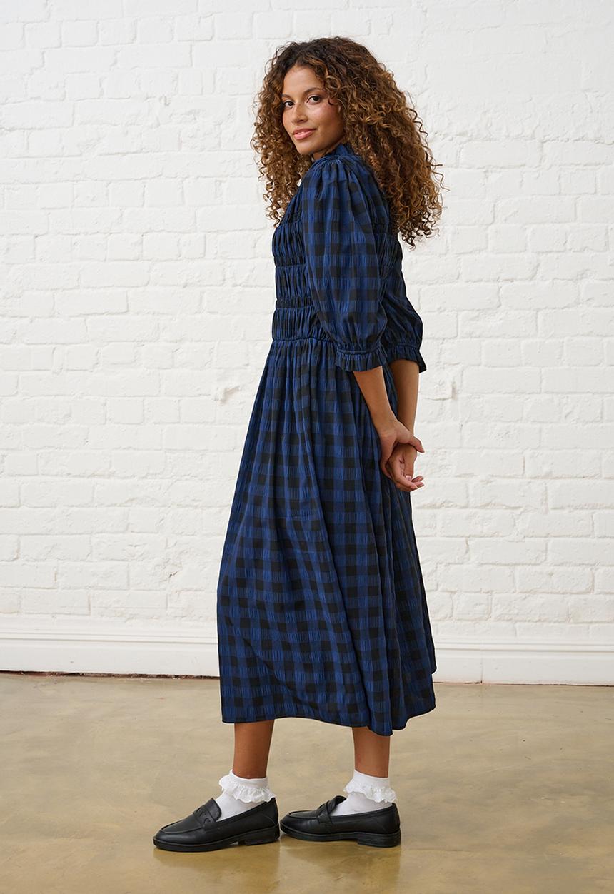 Me&B - Gingham Shirred Midi Dress - Navy/Black