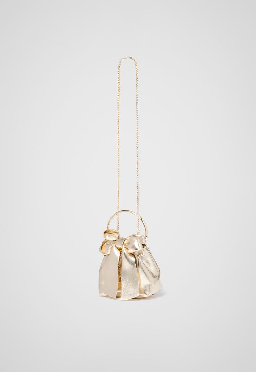Forever New - Petra Bow Metal Handle Clutch In Gold