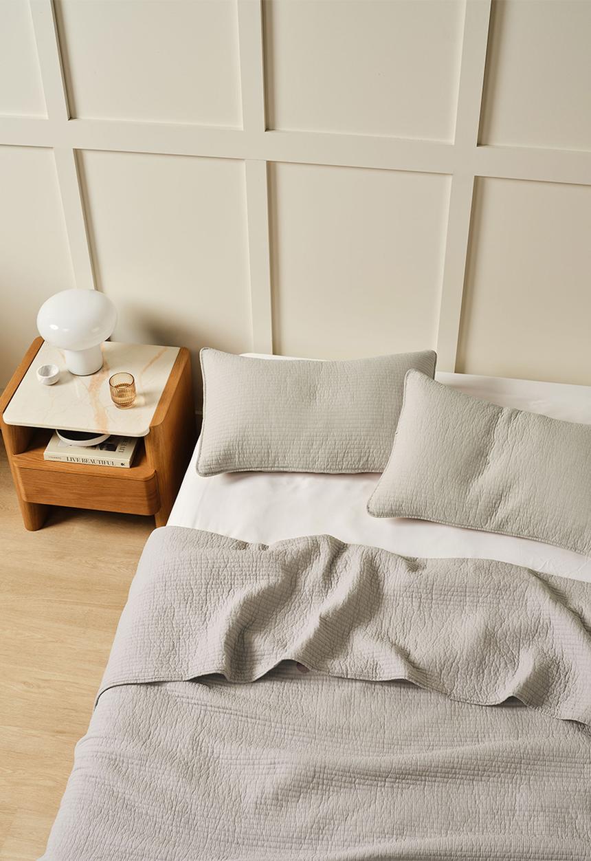 Linen House - Marceau quilt with 2 pillowcase shams - oatmeal