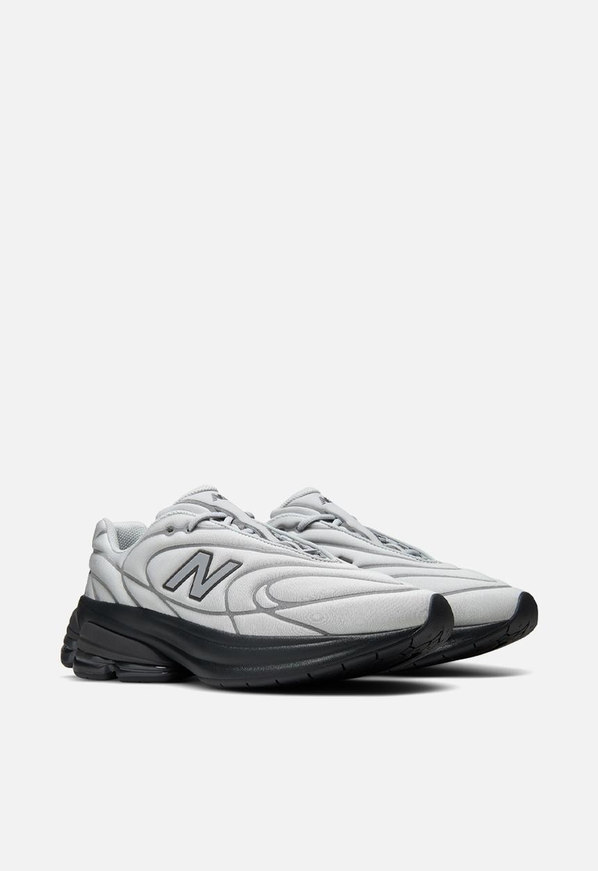 New Balance  - ABZORB 5030