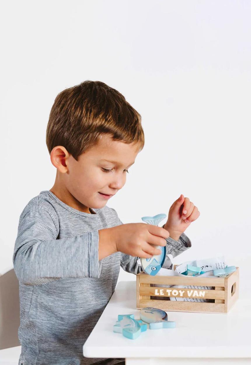 Le Toy Van - 8 Pcs Wooden Fish Food Crate - multi