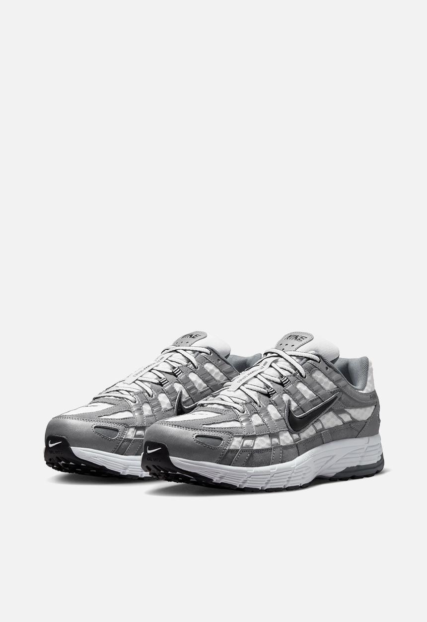 Nike - NIKE P-6000