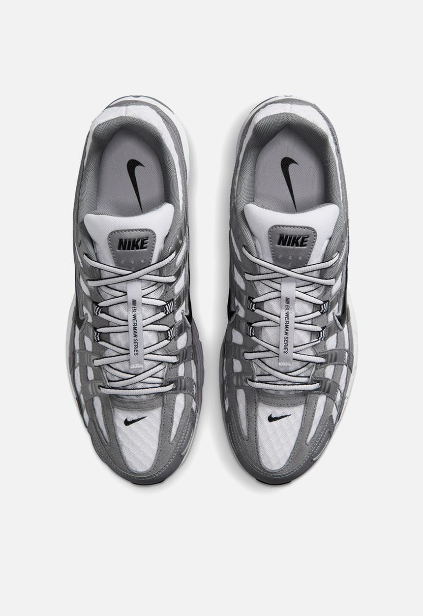 Nike - NIKE P-6000
