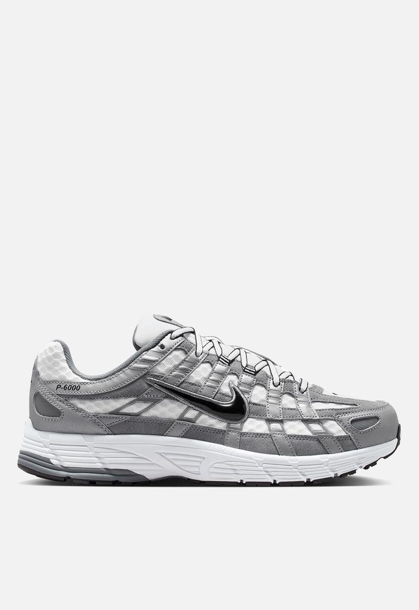 Nike - NIKE P-6000
