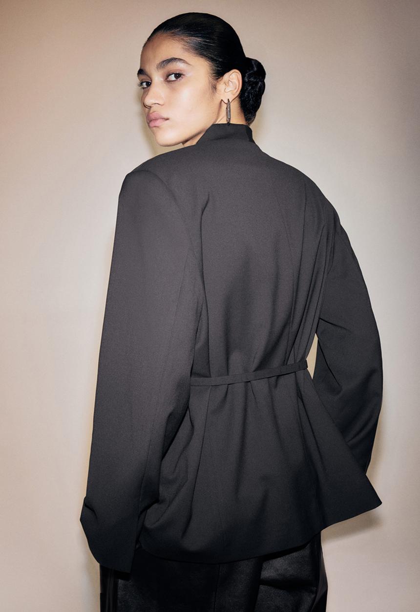 H&M - Belted blazer - black