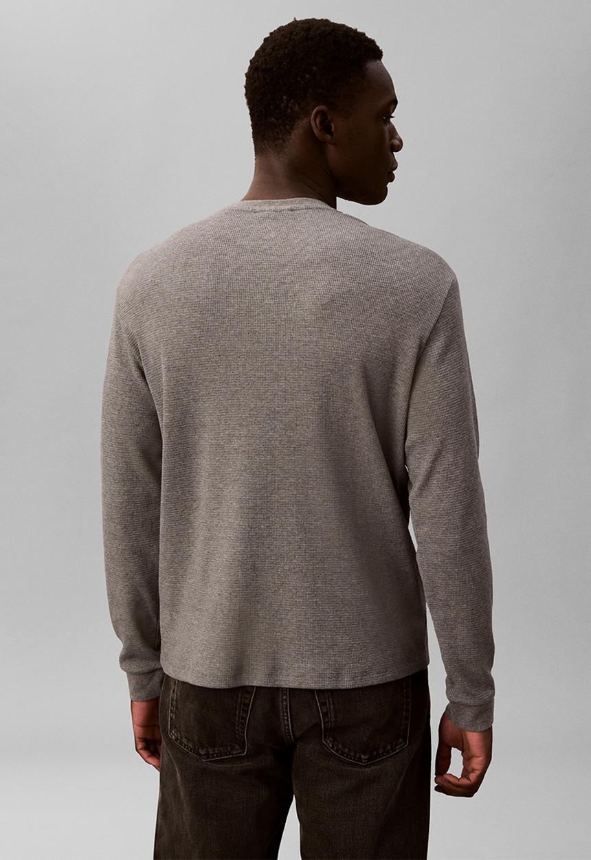 Calvin Klein - Ls Waffle Badge Crewnk Tee - Med Grey Htr
