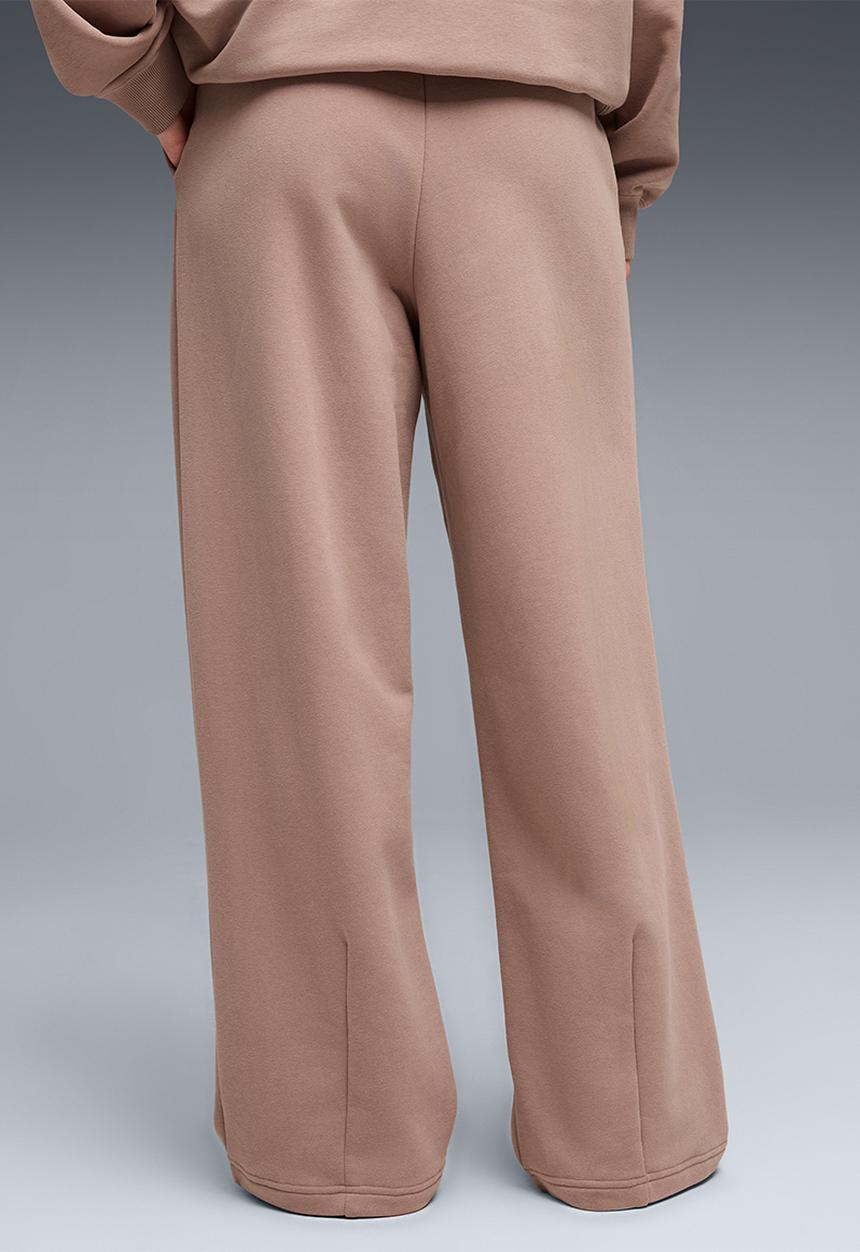PUMA - Wardrobe Ess Peach Touch Slouchy Sweatpa - Sandstone
