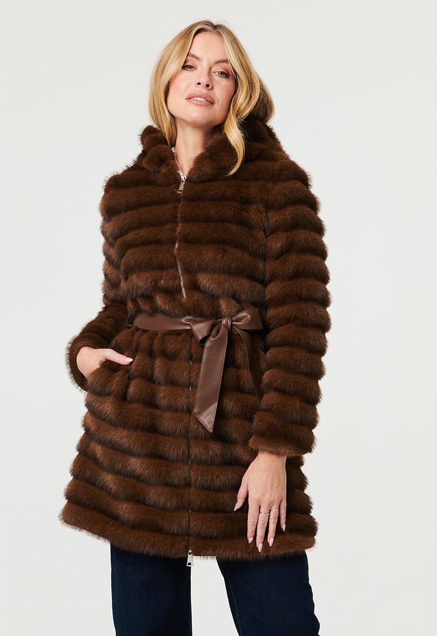 Stella Morgan - L/S Faux Fur Jacket With Pleather Belt Detail - Brown