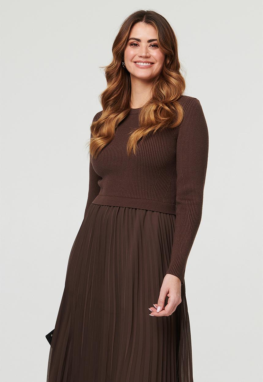 Izabel London - L/S Knitted Combination Maxi Dress With Chiffon Pleated Skirt - Chocolate