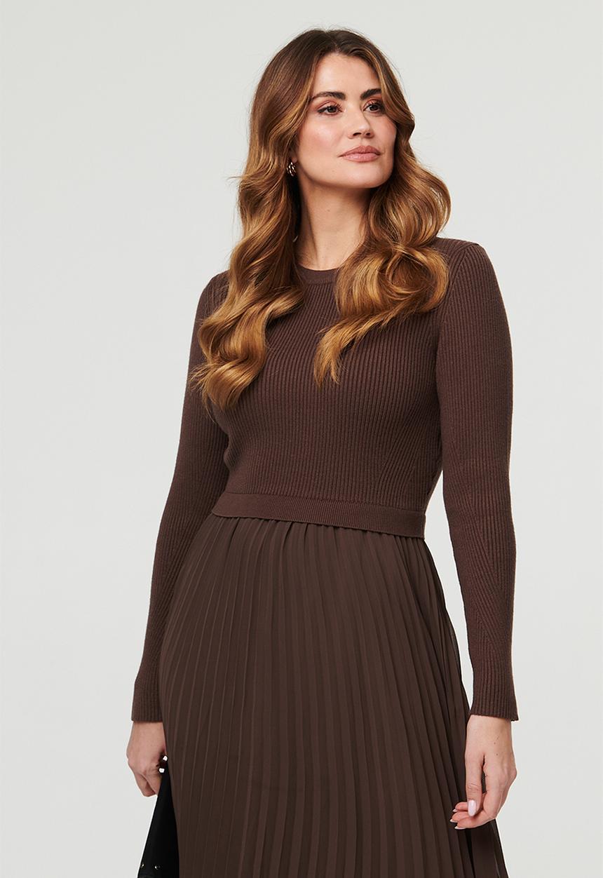 Izabel London - L/S Knitted Combination Maxi Dress With Chiffon Pleated Skirt - Chocolate