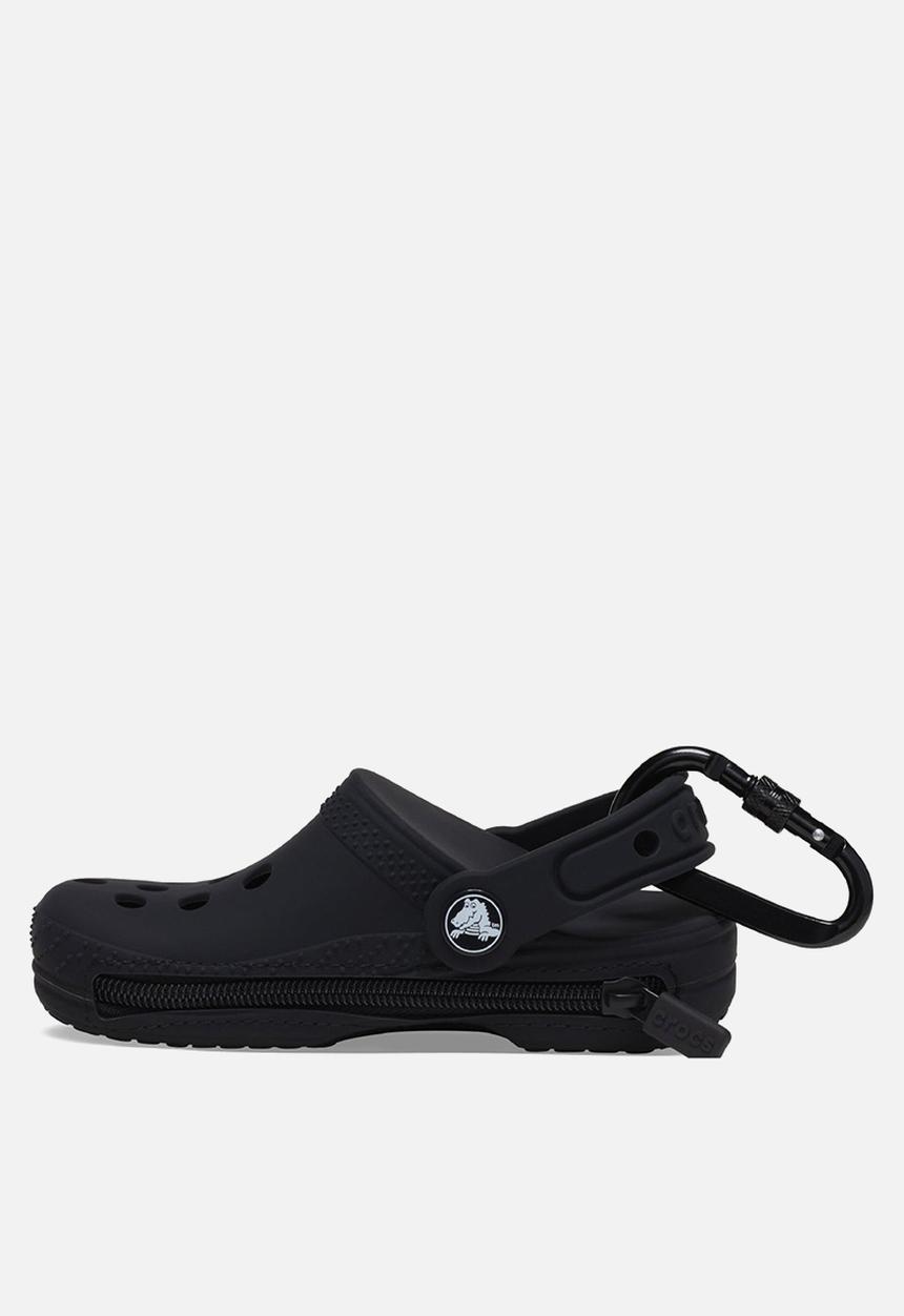 Crocs - Classic clog pouch bag charm - black